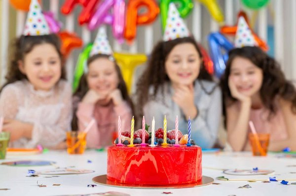 Loisir créatif : Comment décorer le lieu de votre anniversaire ?